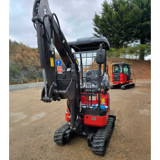 Mini Excavadora Kubota Hauser XR18L 16 CV Diesel Orugas Giro lateral Mini Excavadora Kubota Hauser XR18L 16 CV Diesel Orugas Giro lateral
